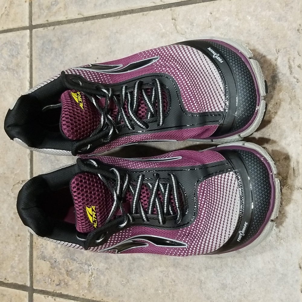 Altra Torin 2.5 running shoes